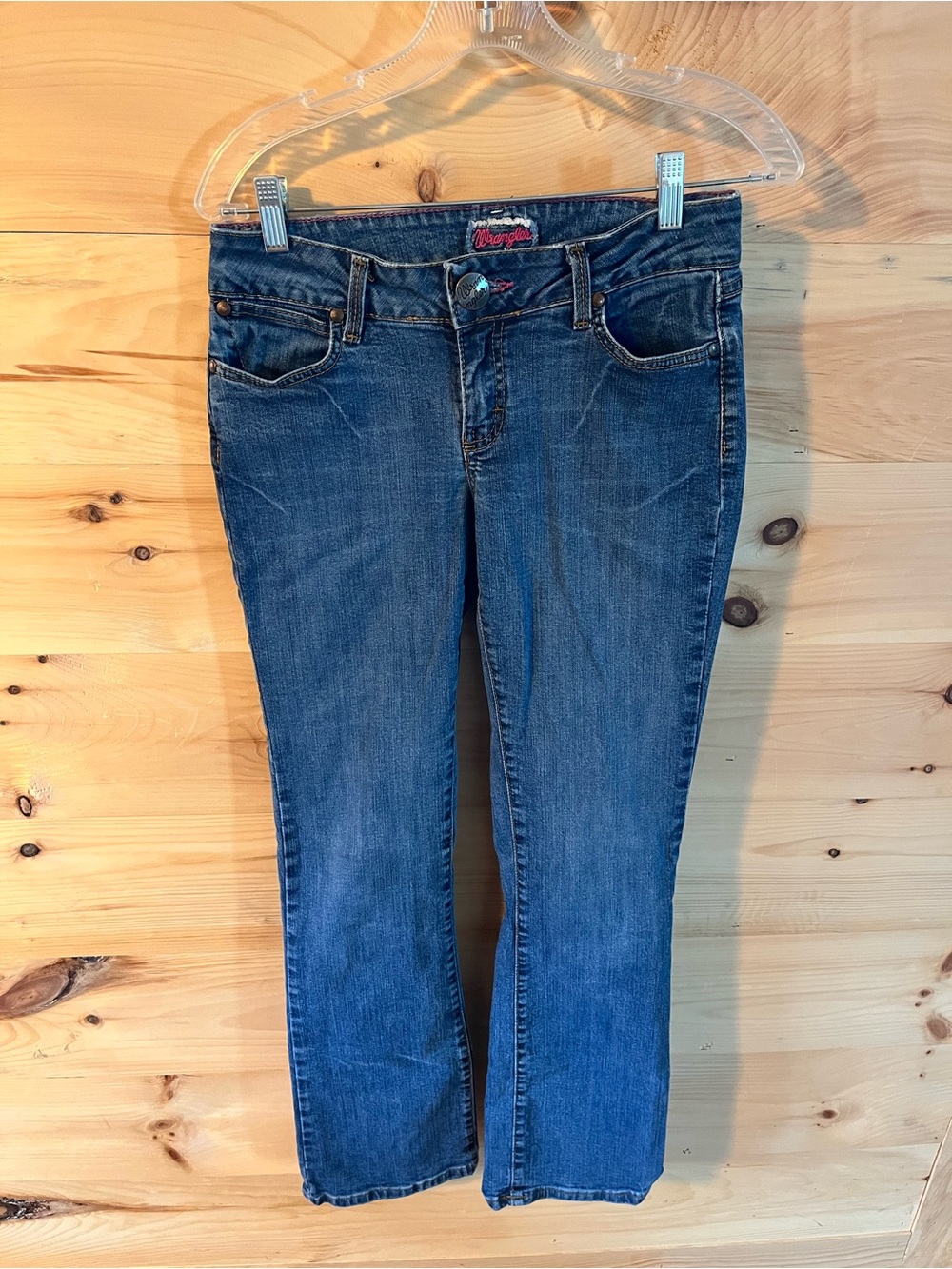 Wrangler Premium Patch Low Rise Jeans Size 5/6x32 Women's
